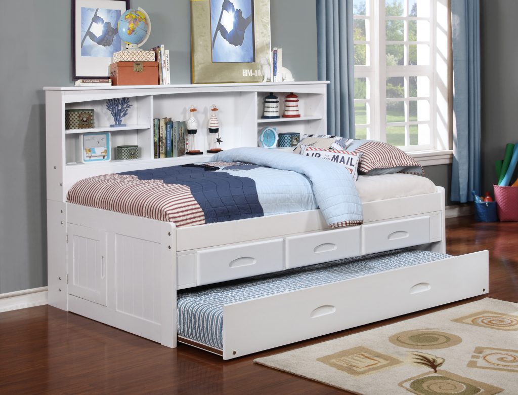 White Captain Daybed With Drawers