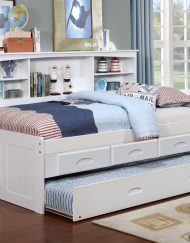 White Captain Daybed With Drawers